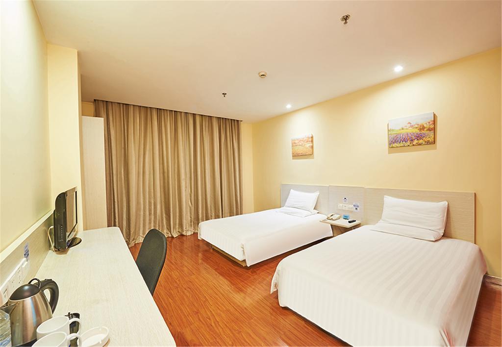 Hanting Hotel Shanghai Jing'An Temple Exterior photo